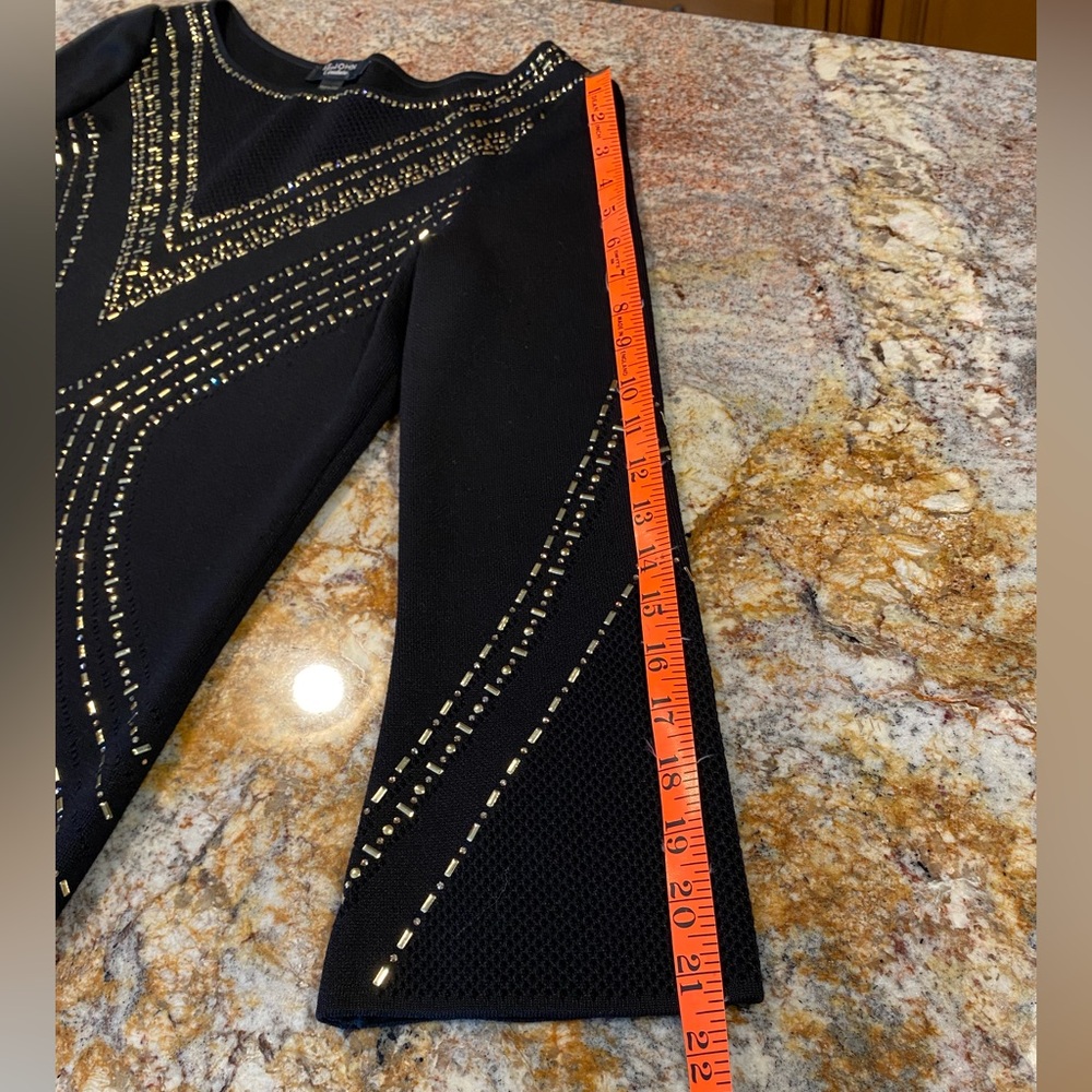St. John Couture - Geometric Pointelle Jacquard Sweater - READ MEASUREMENTS - Picture 5 of 17